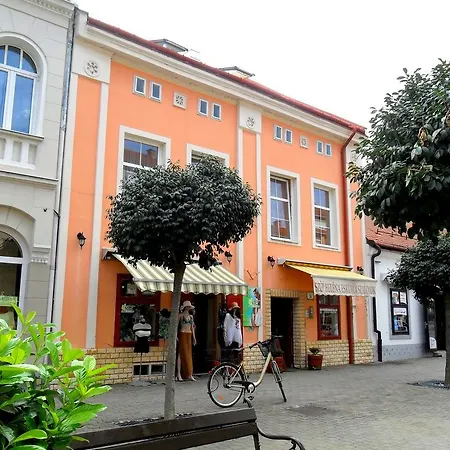 Helena Homestay